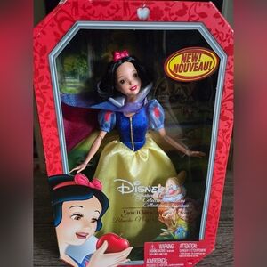 Disney Signature Collection Snow White Doll